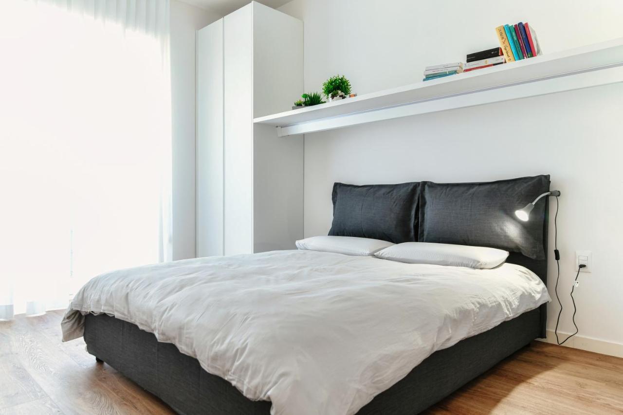코모 Joivy Superb Flat With Balcony 아파트 외부 사진